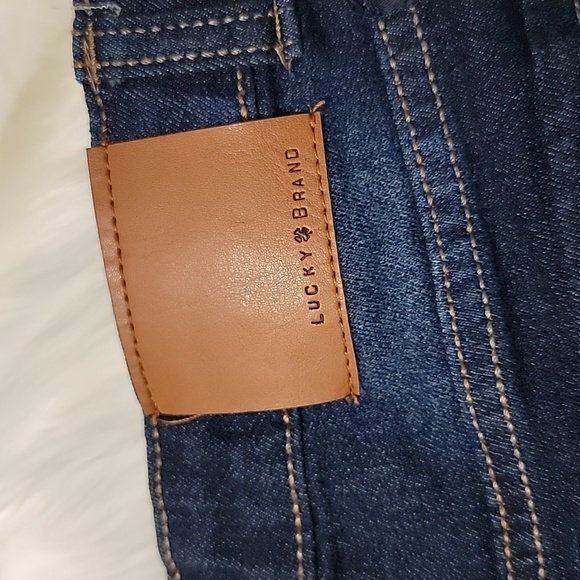 Lucky brand shorts - Picture 3 of 4